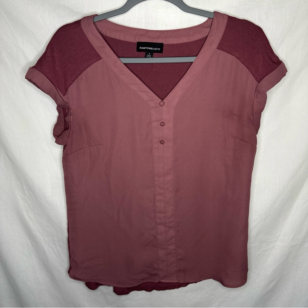 Fortune+Ivy Rose V-Neck Blouse
